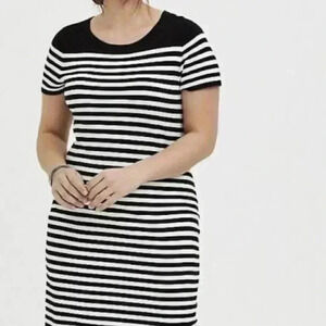 Torrid Black and white stripe sweater knit short sleeve shift dress 1x 14-16